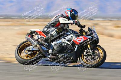 media/Jan-09-2022-SoCal Trackdays (Sun) [[2b1fec8404]]/Turn 8 (1045am)/